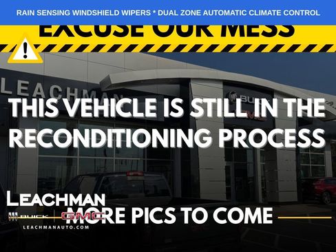 Used 2018 INFINITI Q50 Luxe image 2