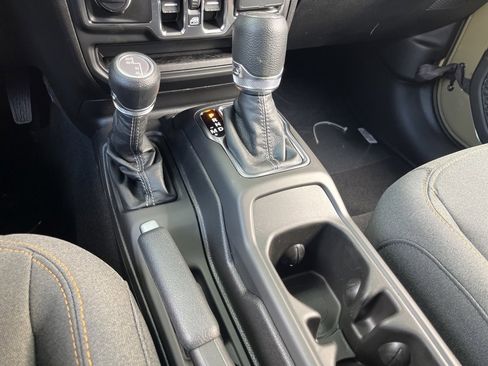 New 2026 Jeep Gladiator Sport image 37