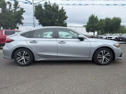 Used 2023 Honda Civic LX image 3