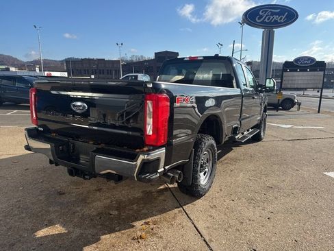 New 2026 Ford F250 XL w/ XL Off-Road Package image 7