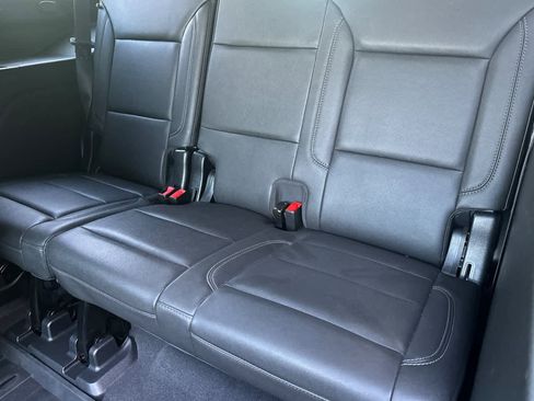 Used 2023 Chevrolet Tahoe Z71 AWD/4WD image 15