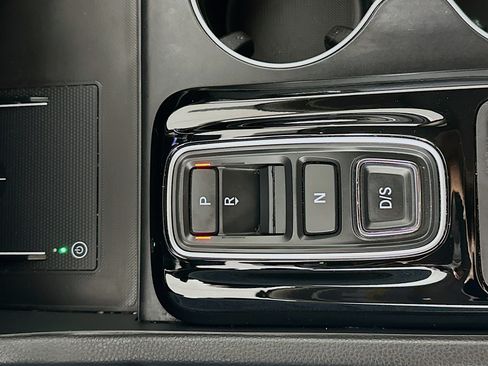Used 2024 Honda Pilot Elite image 25