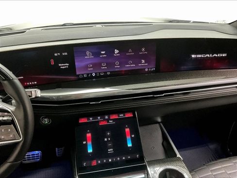 Used 2025 Cadillac Escalade V AWD/4WD image 23