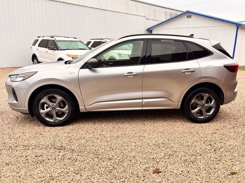 Certified 2023 Ford Escape ST-Line w/ Tech Pack #1 image 10