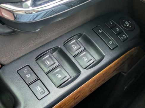 Used 2016 Chevrolet Silverado 1500 High Country w/ High Country Premium Package image 19