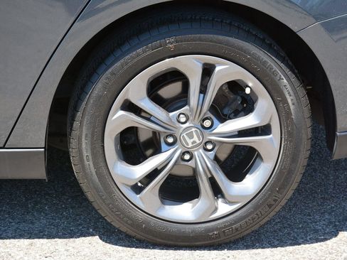 Used 2024 Honda Accord EX image 32