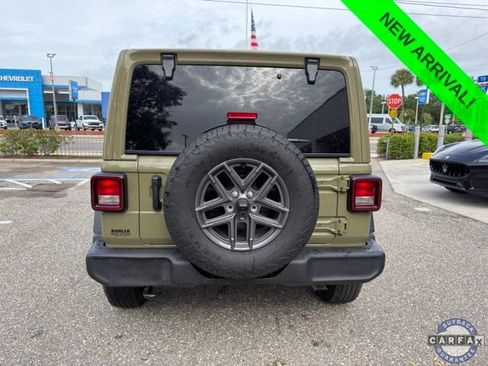 Used 2025 Jeep Wrangler Unlimited Sport AWD/4WD image 17