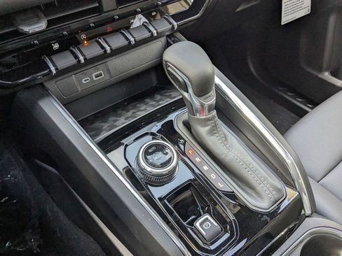 New 2026 GMC Canyon Elevation w/ Convenience Package image 24