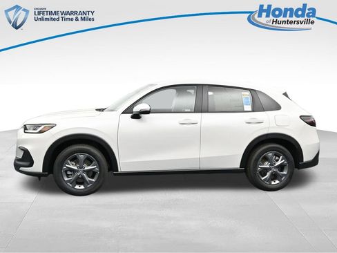 New 2026 Honda HR-V LX image 5