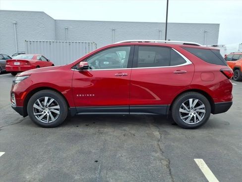Used 2024 Chevrolet Equinox Premier image 4