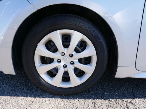 Used 2024 Toyota Corolla LE image 14