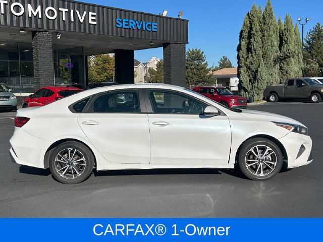 Used 2023 Kia Forte LXS FWD image 2