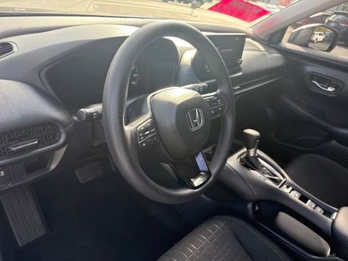 Used 2023 Honda HR-V LX image 13