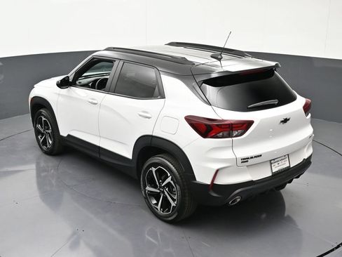 Certified 2023 Chevrolet TrailBlazer RS w/ Convenience Package AWD/4WD image 18