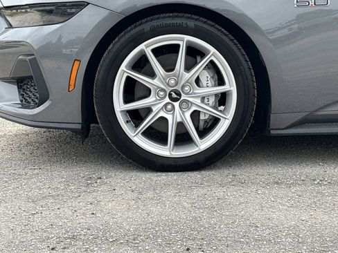 Used 2025 Ford Mustang GT Premium RWD image 9