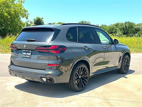 New 2026 BMW X5 sDrive40i w/ M Sport Package RWD image 8