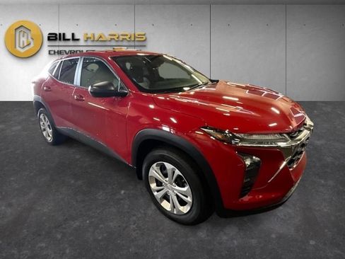 New 2026 Chevrolet Trax LS FWD image 3