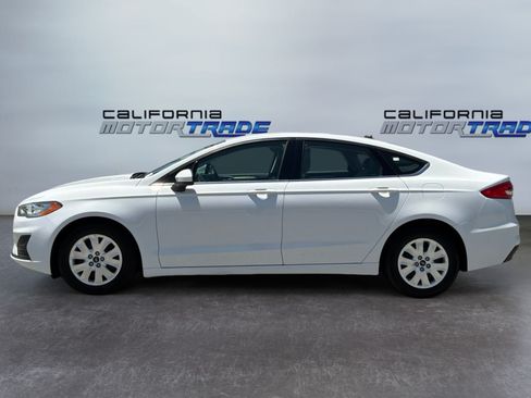 Used 2019 Ford Fusion S FWD image 5