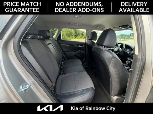 Used 2023 Kia Seltos S FWD image 17