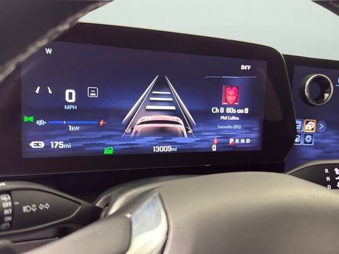 Certified 2025 Chevrolet Equinox EV LT w/ Convenience Package image 20