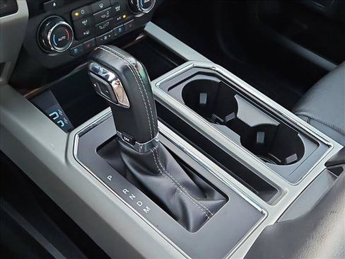 Used 2018 Ford F150 Lariat AWD/4WD image 12