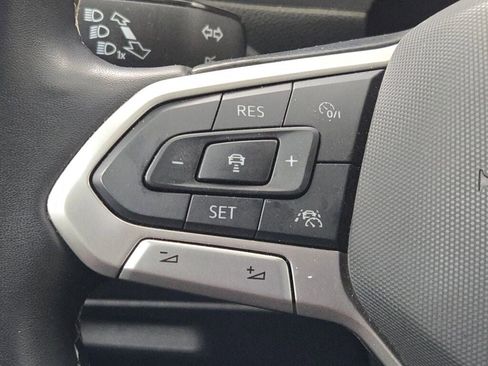 Used 2024 Volkswagen Tiguan Wolfsburg Edition image 33