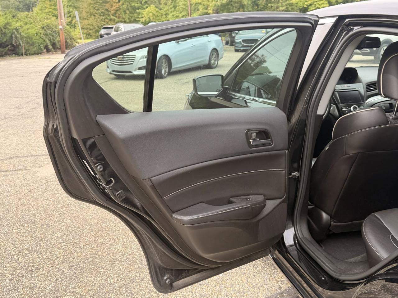 Used 2020 Acura ILX w/ Technology Package FWD image 18