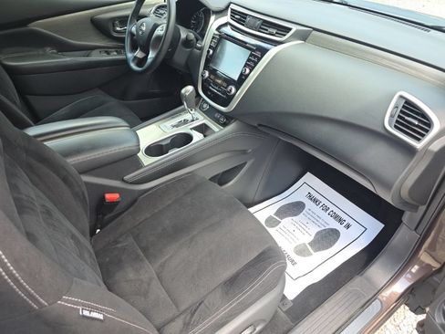 Used 2018 Nissan Murano SV AWD/4WD image 18