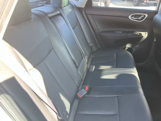 Used 2016 Nissan Sentra SR w/ SR Premium Package FWD image 21