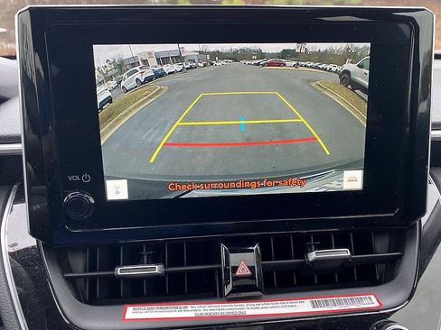 Certified 2024 Toyota Corolla Cross XLE w/ Convenience Package image 15