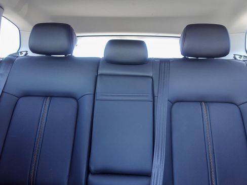 Used 2025 MAZDA CX-50 AWD 2.5 Hybrid w/ Premium Pkg image 15