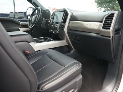 Used 2022 Ford F250 Lariat w/ Tremor Off-Road Package AWD/4WD image 18