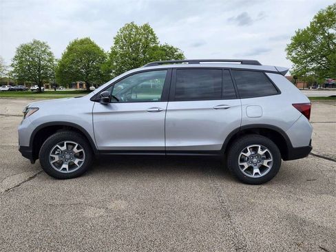 Used 2023 Honda Passport TrailSport image 11