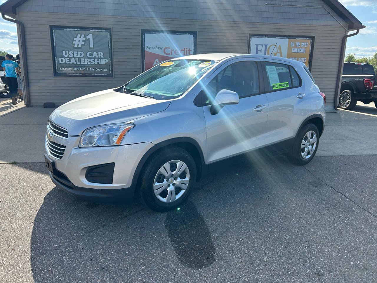 Used 2016 Chevrolet Trax LS FWD image 1