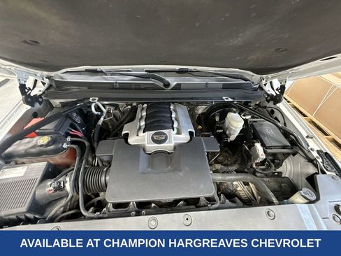 Used 2016 Cadillac Escalade ESV Luxury image 39