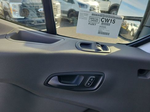 New 2026 Ford Transit 250 148 Medium Roof image 17