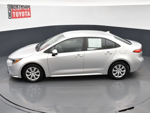 Used 2024 Toyota Corolla LE FWD image 17