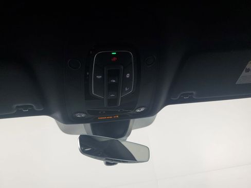 Certified 2025 Audi Q5 2.0T Premium Plus image 7