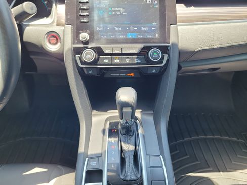 Used 2019 Honda Civic EX image 15