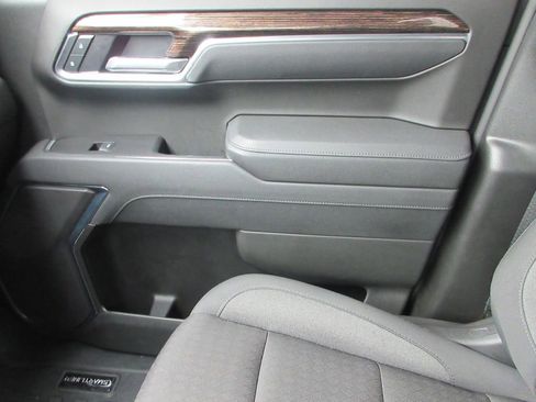 Certified 2025 GMC Sierra 1500 Elevation image 36