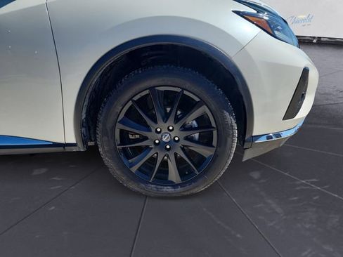 Used 2023 Nissan Murano SL w/ SL Moonroof Package image 9