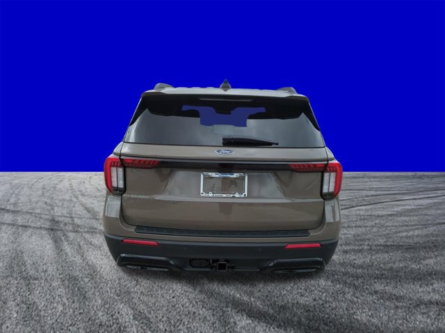 New 2026 Ford Explorer ST-Line w/ ST-Line Street Pack RWD image 5