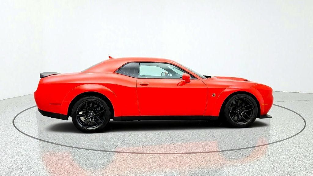 Used 2022 Dodge Challenger R/T Scat Pack RWD image 4