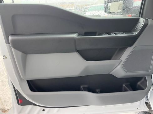 New 2026 Ford F250 XL w/ XL Chrome Package image 8
