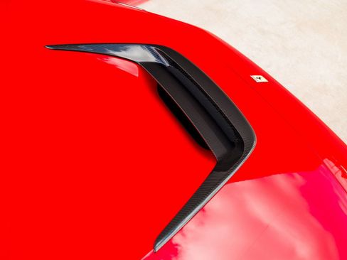 Used 2021 Ferrari F8 Tributo image 75