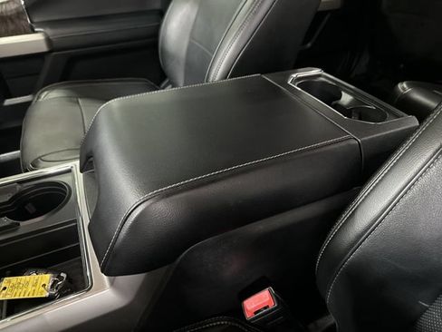 Certified 2018 Ford F250 Lariat w/ Lariat Ultimate Package AWD/4WD image 28