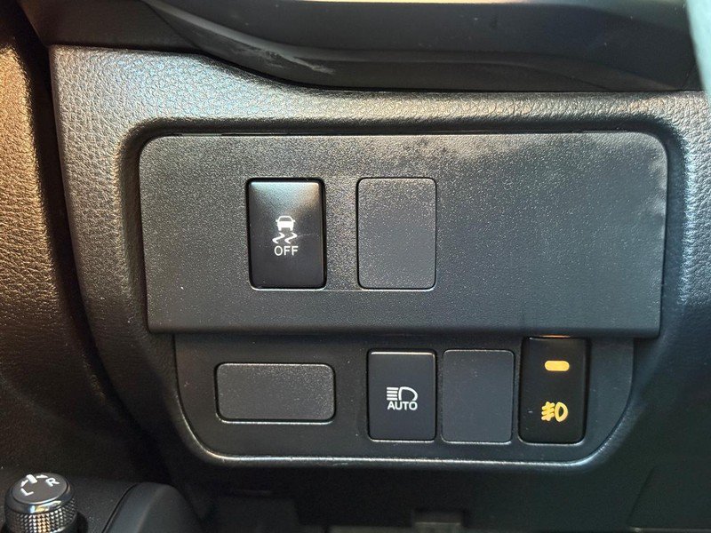 Used 2022 Toyota Tacoma SR w/ SX Package AWD/4WD image 29