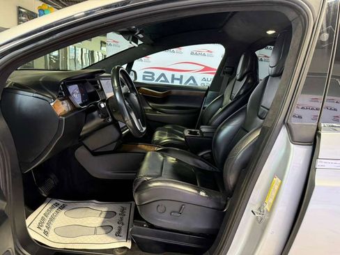 Used 2017 Tesla Model X 100D AWD/4WD image 33
