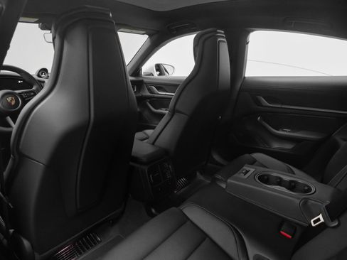 New 2025 Porsche Taycan image 45