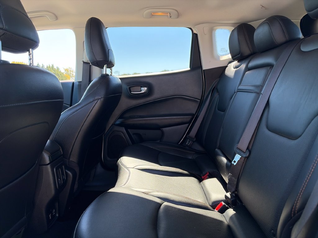 Used 2019 Jeep Compass Limited AWD/4WD image 29